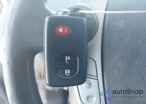 2012 Toyota Prius V Three из США, поврежденный, VIN JTDZN3EU6C3019256